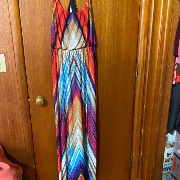VENUS Multicolor Chevron Dress - Picture 1 of 5